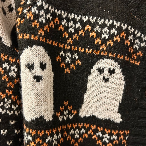 Maurice’s Large Women’s Black Ghost Pattern Cardigan Halloween Sweater NWT - Picture 4 of 5